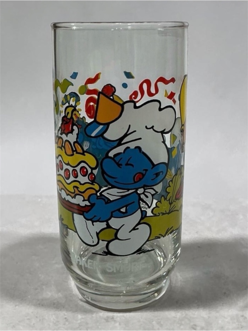 Vintage 1982 Hardees Baker Smurf Glass by Peyo LIC. By Wallace Berrie & Co., Inc